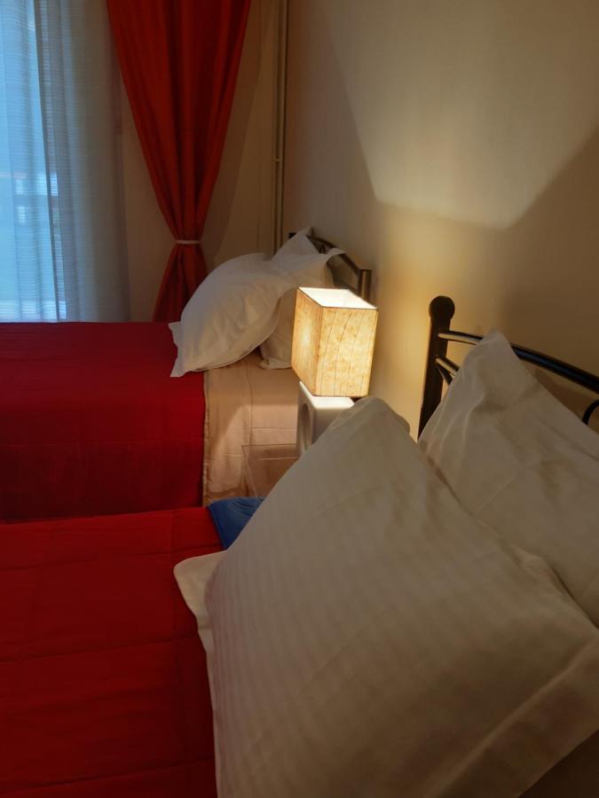 Elegante Apartamento Centrale Tríkala Extérieur photo