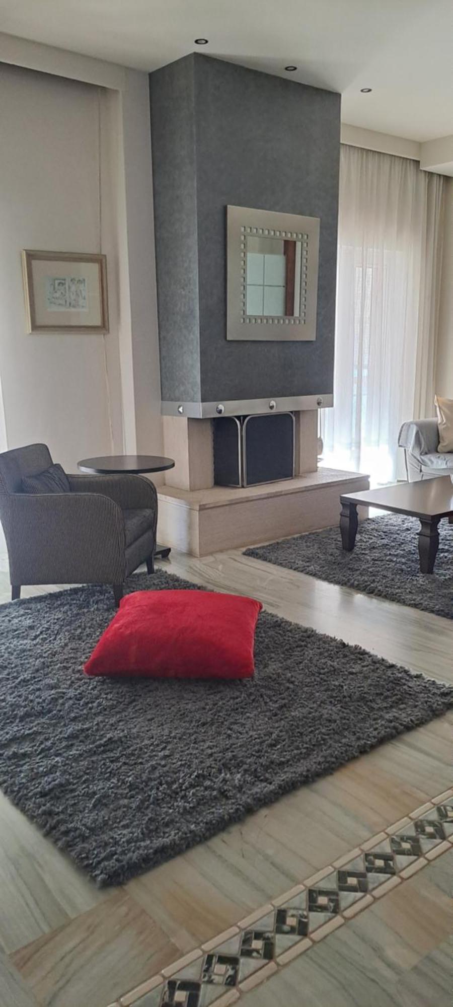 Elegante Apartamento Centrale Tríkala Extérieur photo
